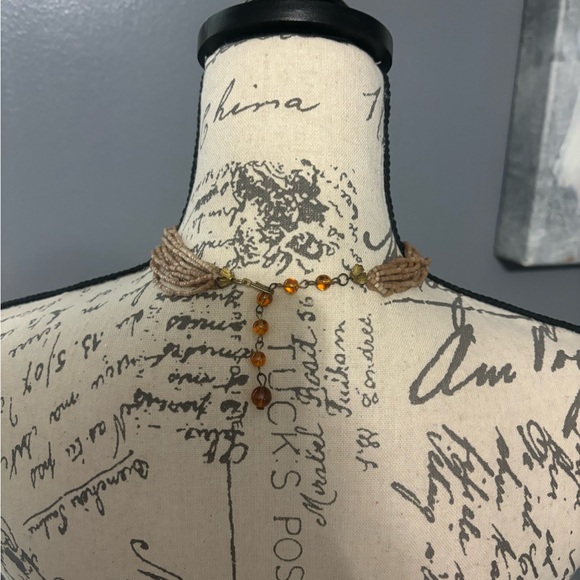 Earth tone color necklace - Picture 3 of 3